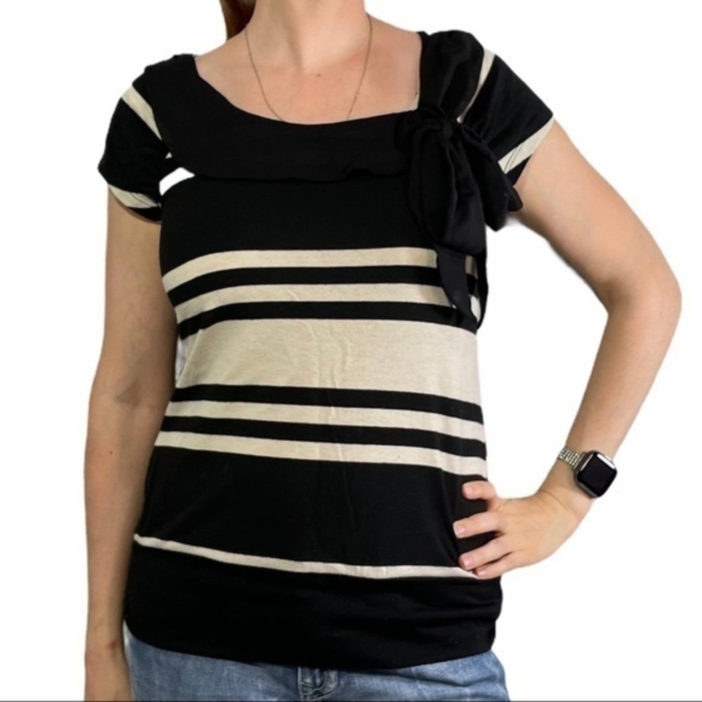 MAURICES Cream Black Blouse Medium